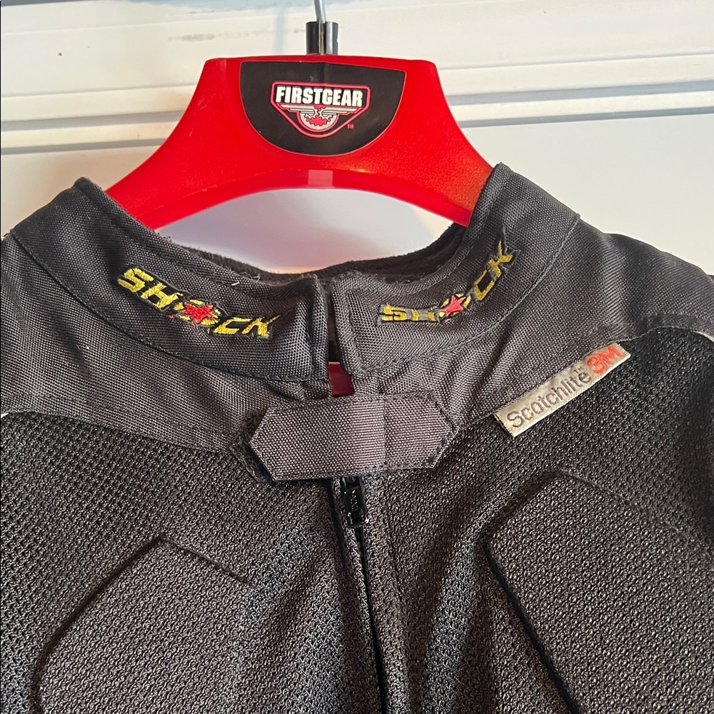 Dynamic Black And Blue Performance Jacket - image 2